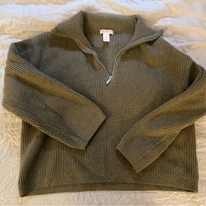 Green H&M Quarter Zip Pullover Sweater Size Medium